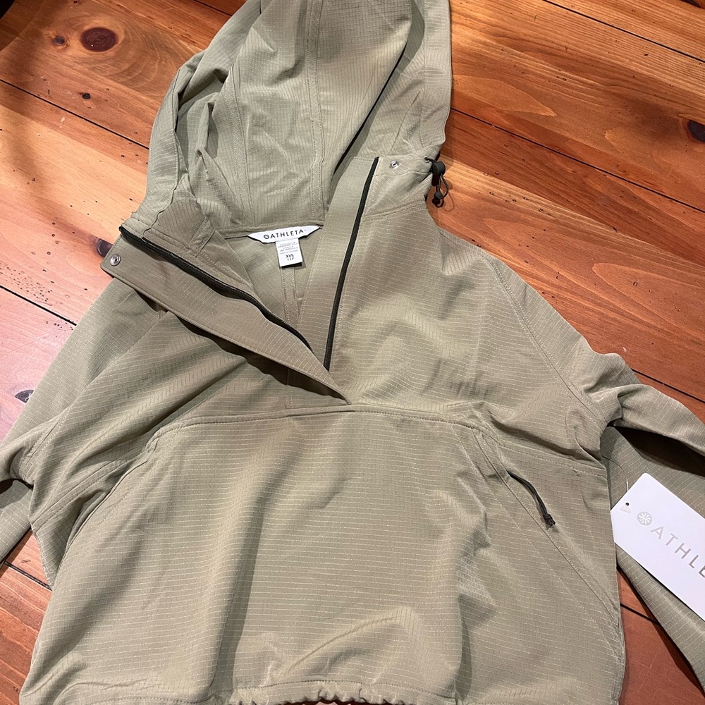 Athleta Boundless Crop Popover - Picture 3 of 6